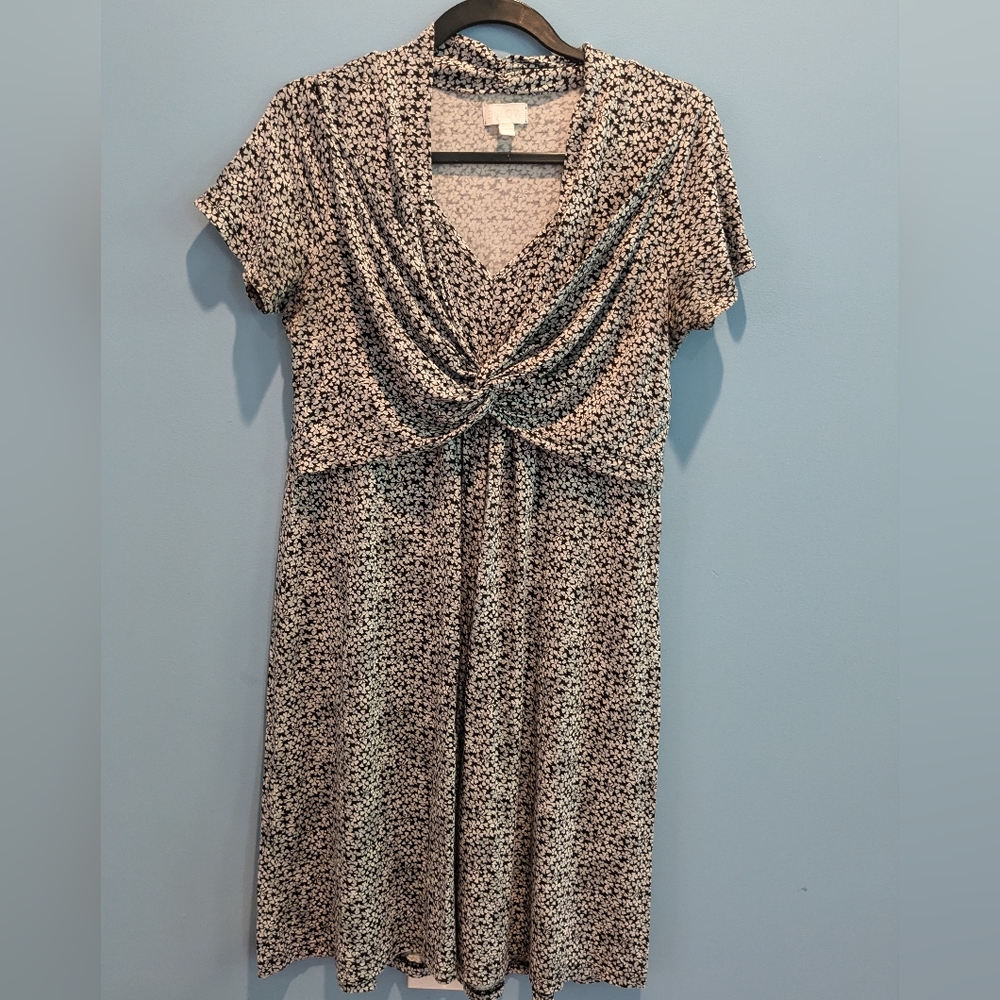 a:glow nursing and maternity dress